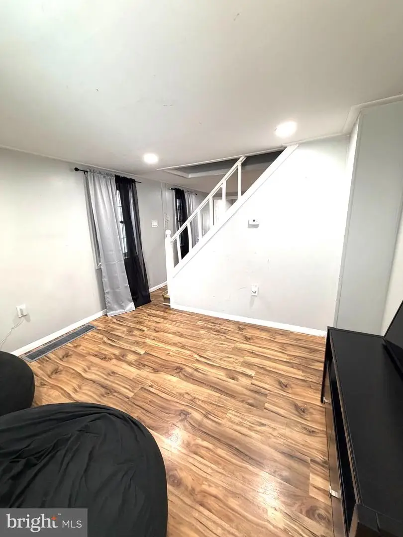 526 S 11th St, Reading, PA 19602 - #3