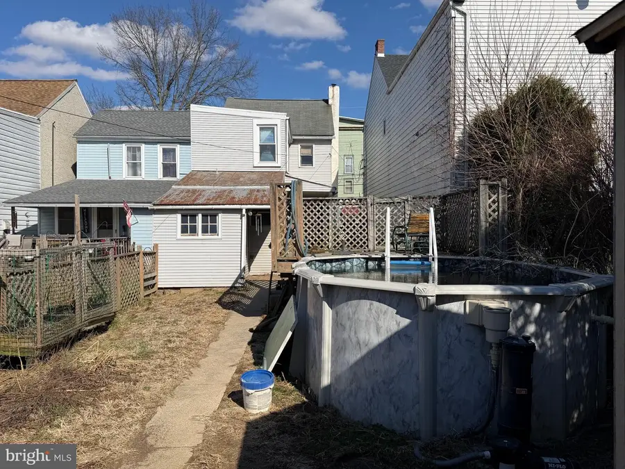 112 N Main St, Topton, PA 19562 - #3