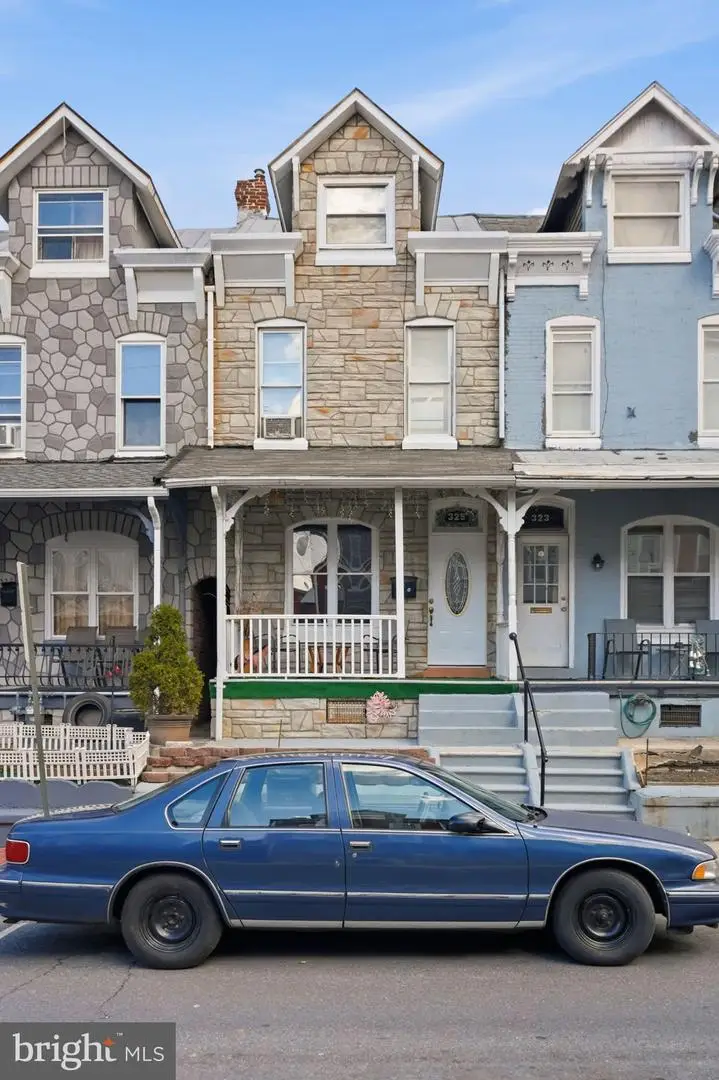 325 Pear St, Reading, PA 19601 - #2