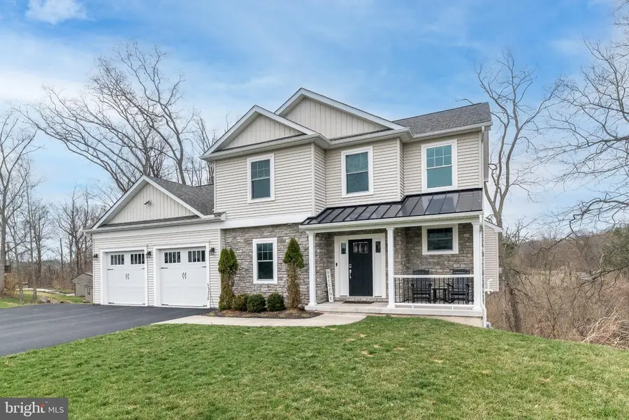 447 Green Meadow Dr, Douglassville, PA 19518 - #3