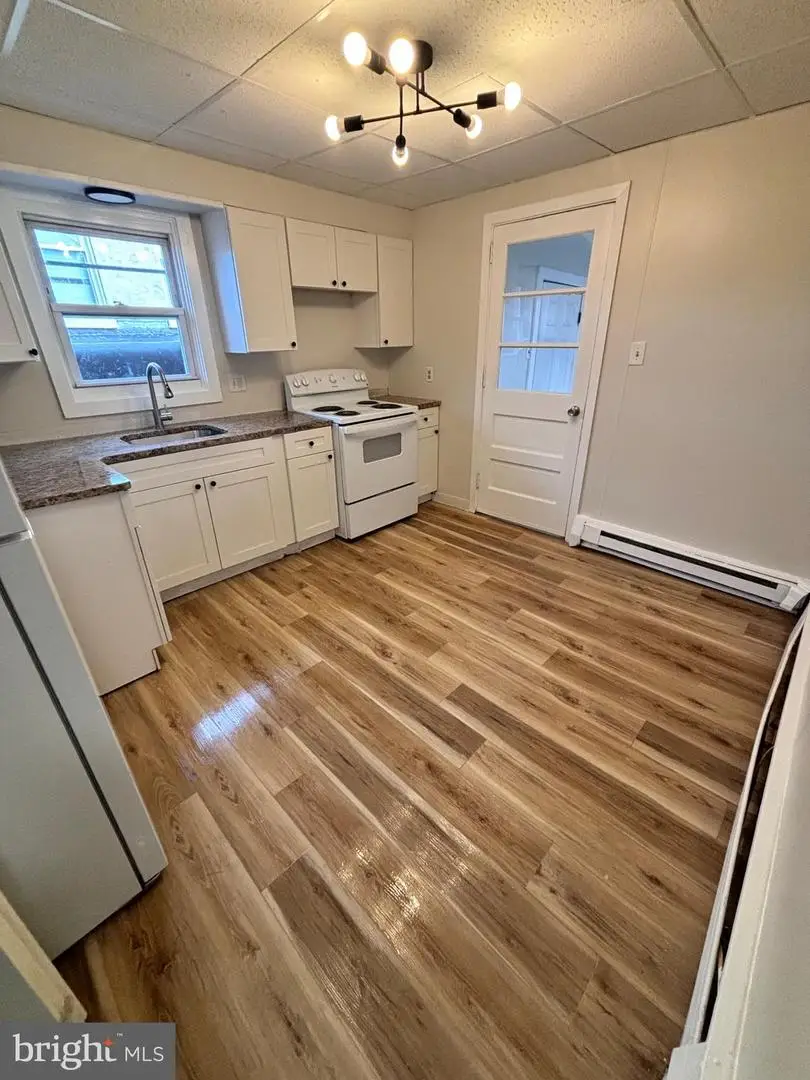 343 Chestnut St, Reading, PA 19602 - #1