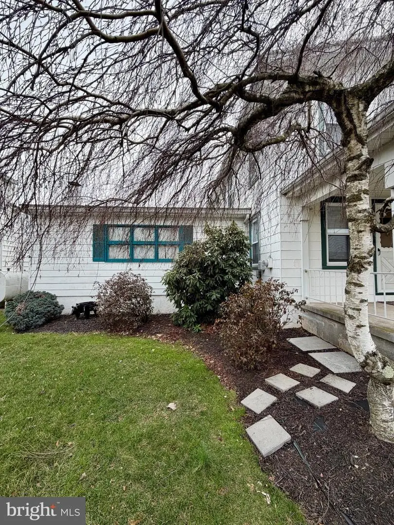 1410 Margaret St, Reading, PA 19605 - #3