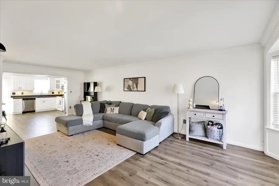 58 Horseshoe Dr, Douglassville, PA 19518 - #3