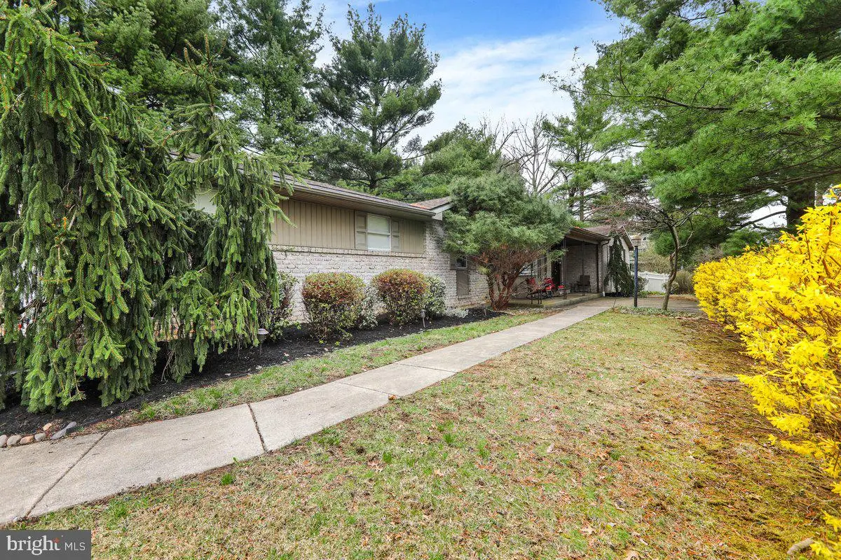 5 Park Rd, Reading, PA 19609 - #1