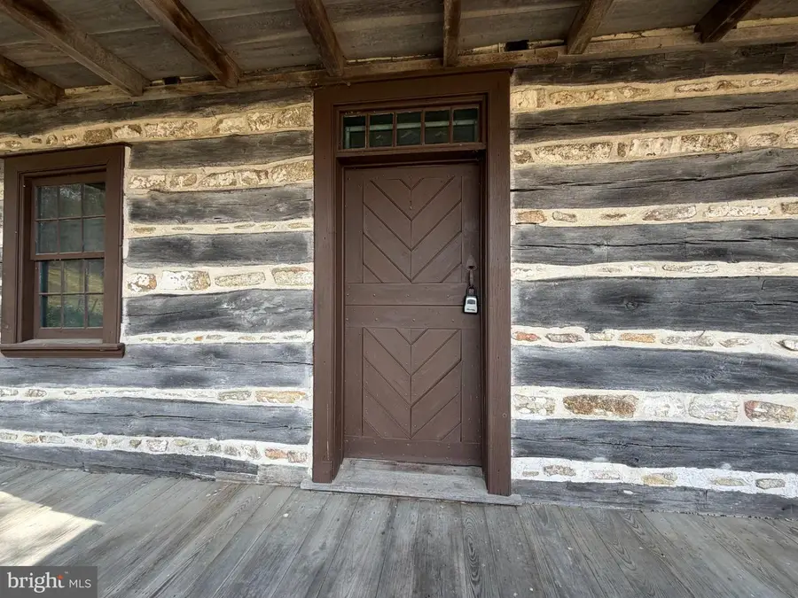 20 Ward Ln, Macungie, PA 18062 - #3