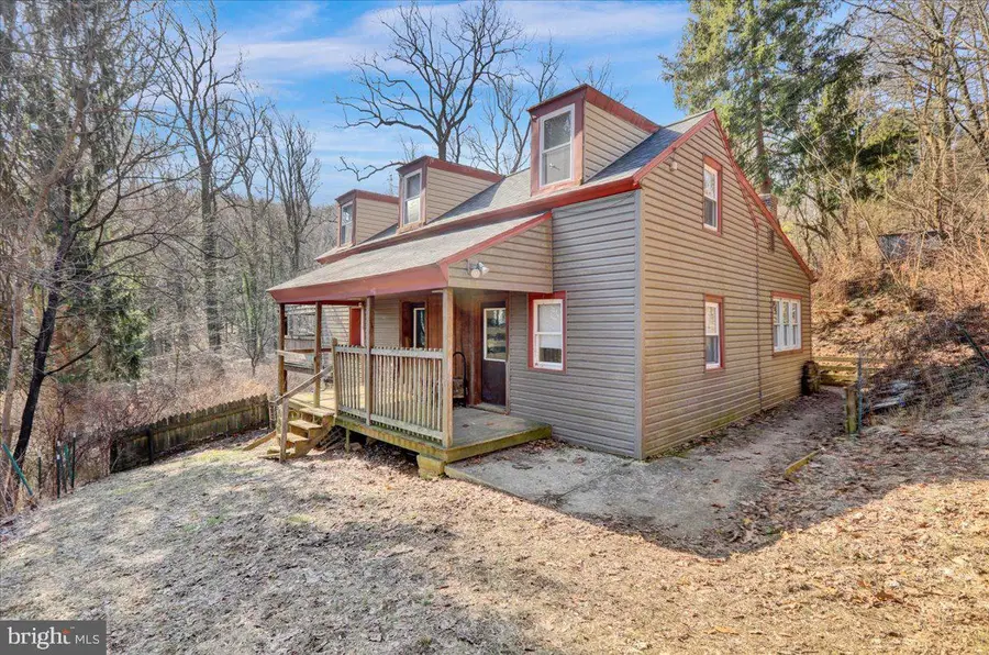 142 Grandview Rd, Wernersville, PA 19565 - #2