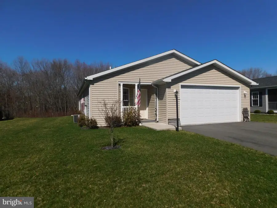 31 Sandpiper Dr, Bechtelsville, PA 19505 - #2