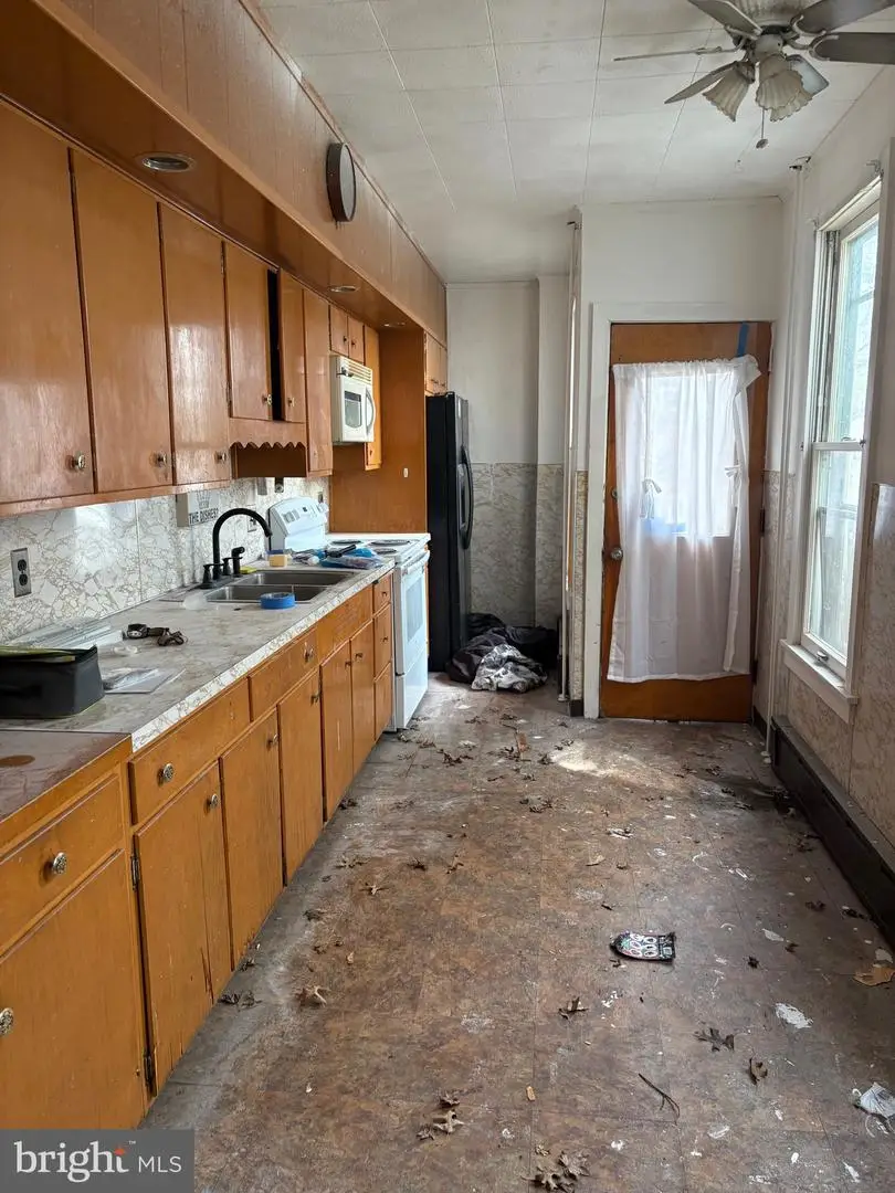 550 Wunder St, Reading, PA 19602 - #3