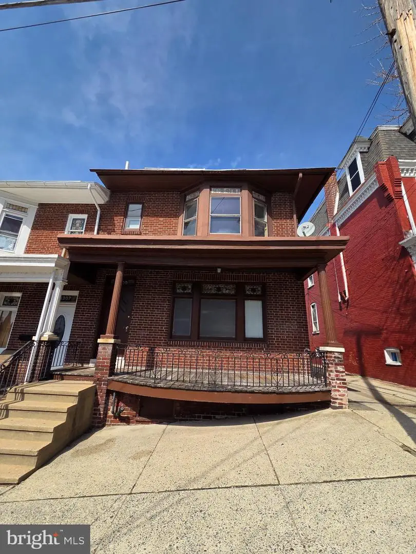 1209 Spring St, Reading, PA 19604 - #2