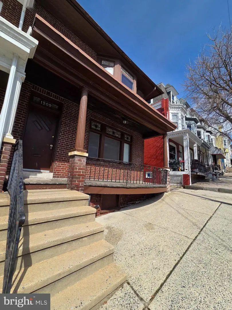 1209 Spring St, Reading, PA 19604 - #3