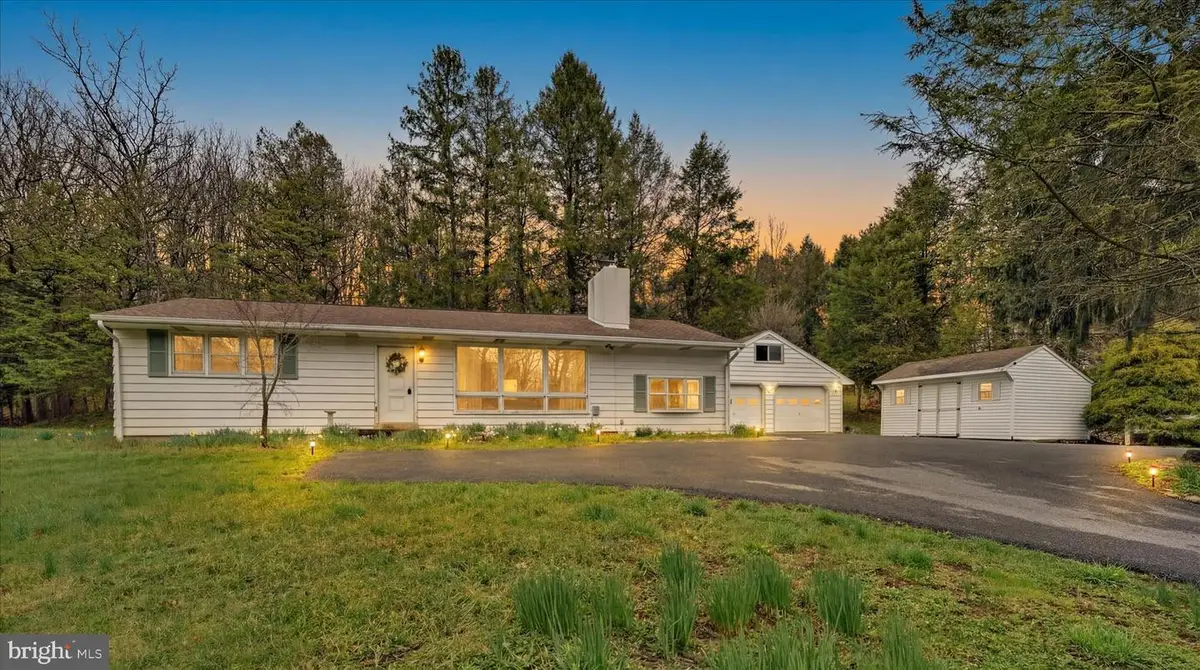 444 N Heidelberg Rd, Robesonia, PA 19551 - #1