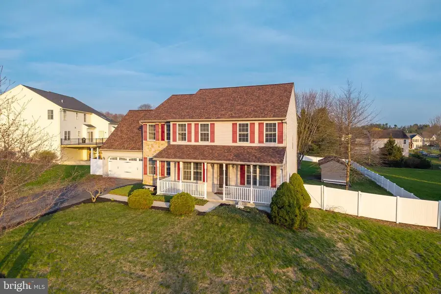 402 Harmony Ln, Douglassville, PA 19518 - #2