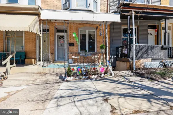 327 W Windsor St, READING, PA 19601