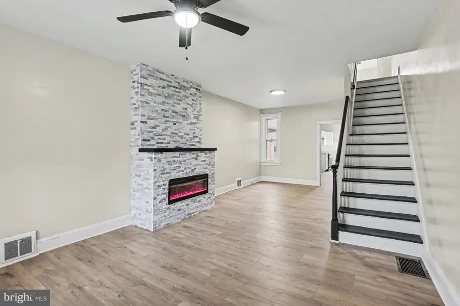 225 W Lancaster Ave, Reading, PA 19607 - #3