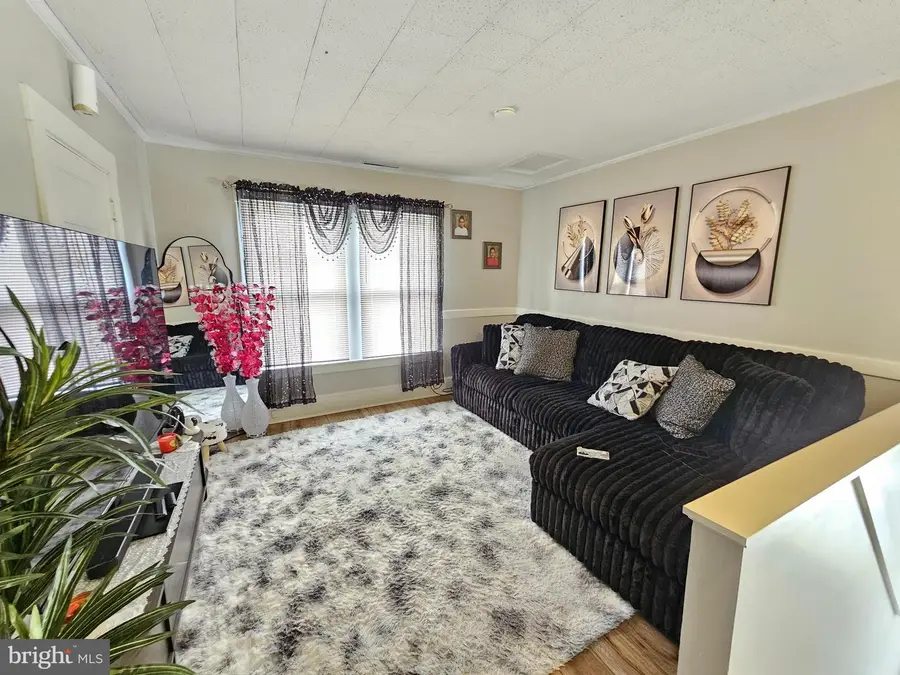 105 Parkview Ave, Reading, PA 19606 - #3