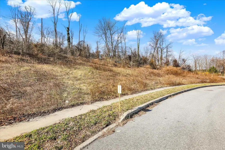 255 Isabella Ct, Reading, PA 19605 - #3