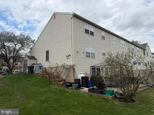 111 Independence Ct, Blandon, PA 19510 - #3