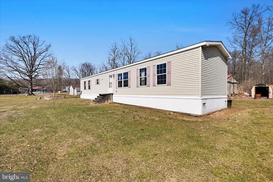 571 Schubert Rd, Bethel, PA 19507 - #2