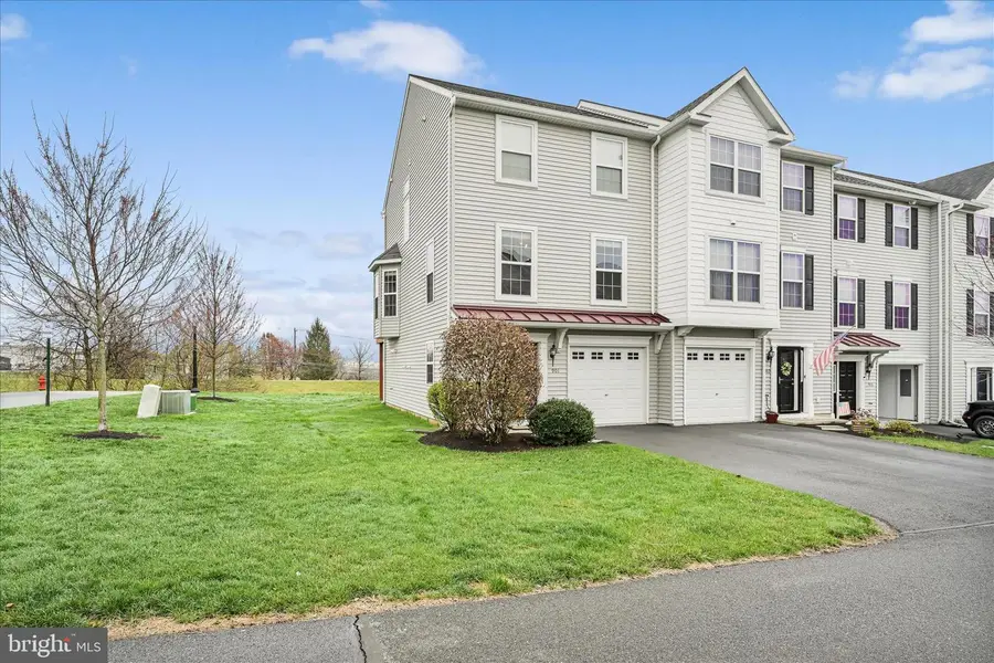 901 Heather Way, Morgantown, PA 19543 - #2