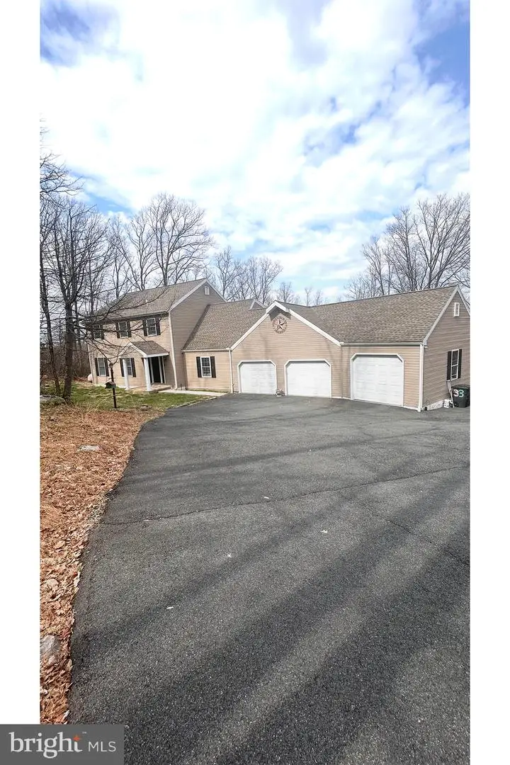 33 Edgewood Dr, Boyertown, PA 19512 - #2