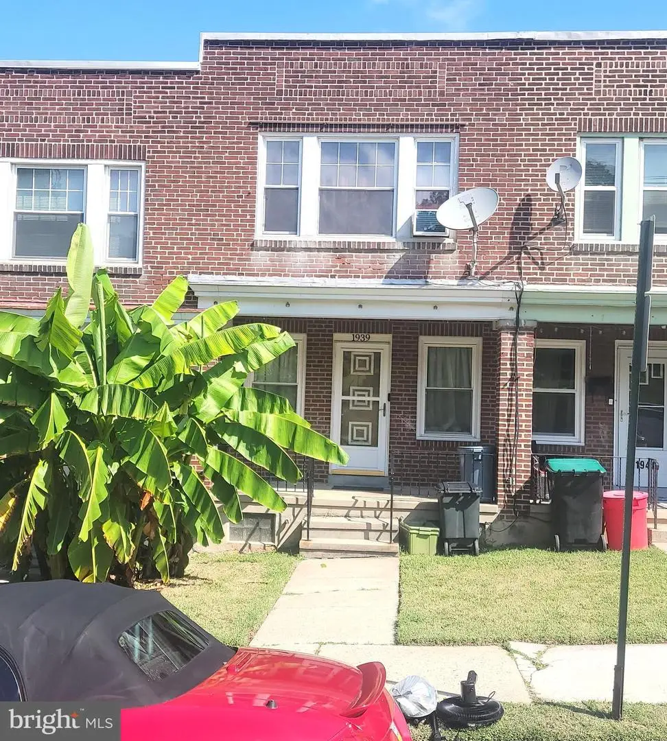 1939 Woodvale Ave, Reading, PA 19606 - #1