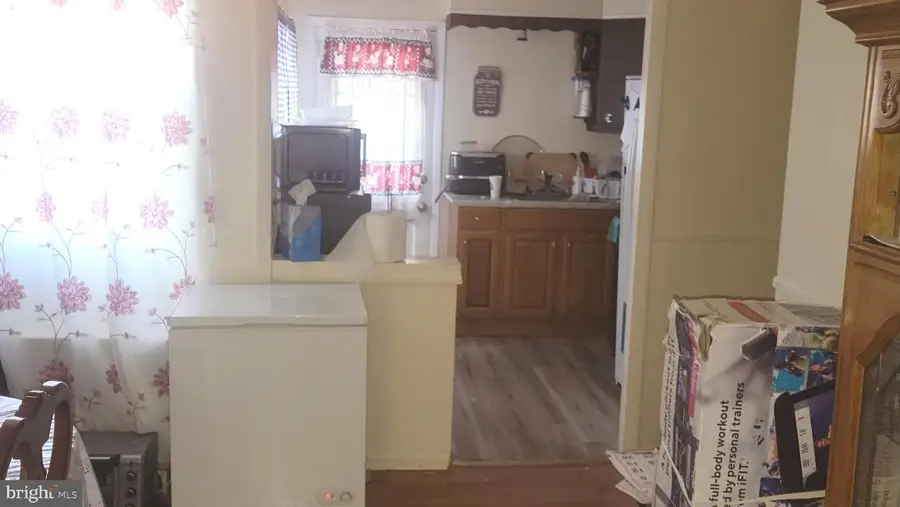 1939 Woodvale Ave, Reading, PA 19606 - #2