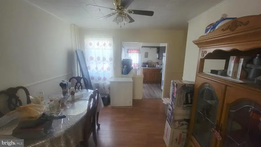 1939 Woodvale Ave, Reading, PA 19606 - #3