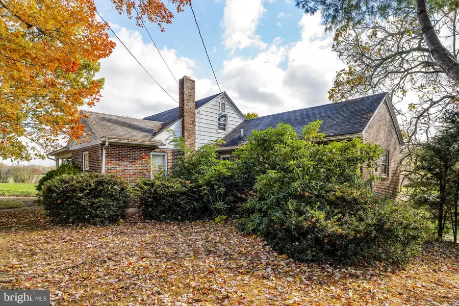 466 Witmer Rd, Mohnton, PA 19540 - #3