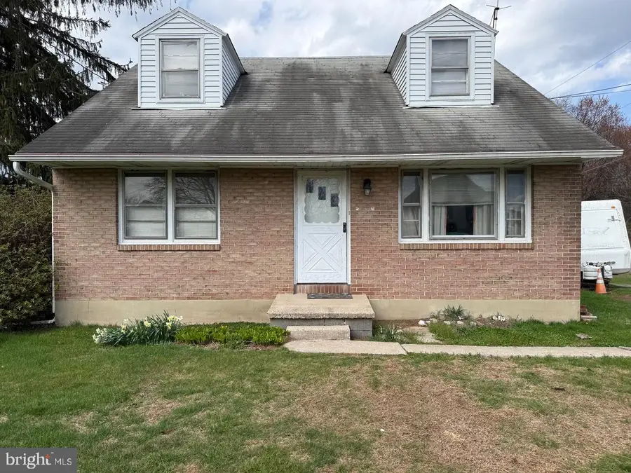 525 Mohns Hill Rd, Reading, PA 19608 - #2