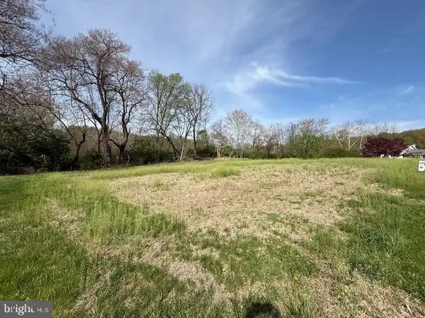 36 Hearthstone & Colin Ct., READING, PA 19606