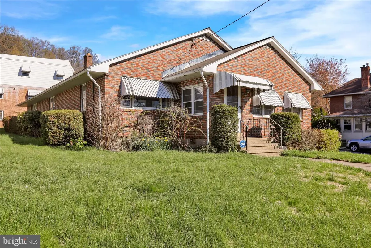 606 Carsonia Ave, Reading, PA 19606 - #1