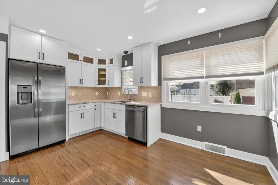 524 Harding Ave, Shillington, PA 19607 - #3