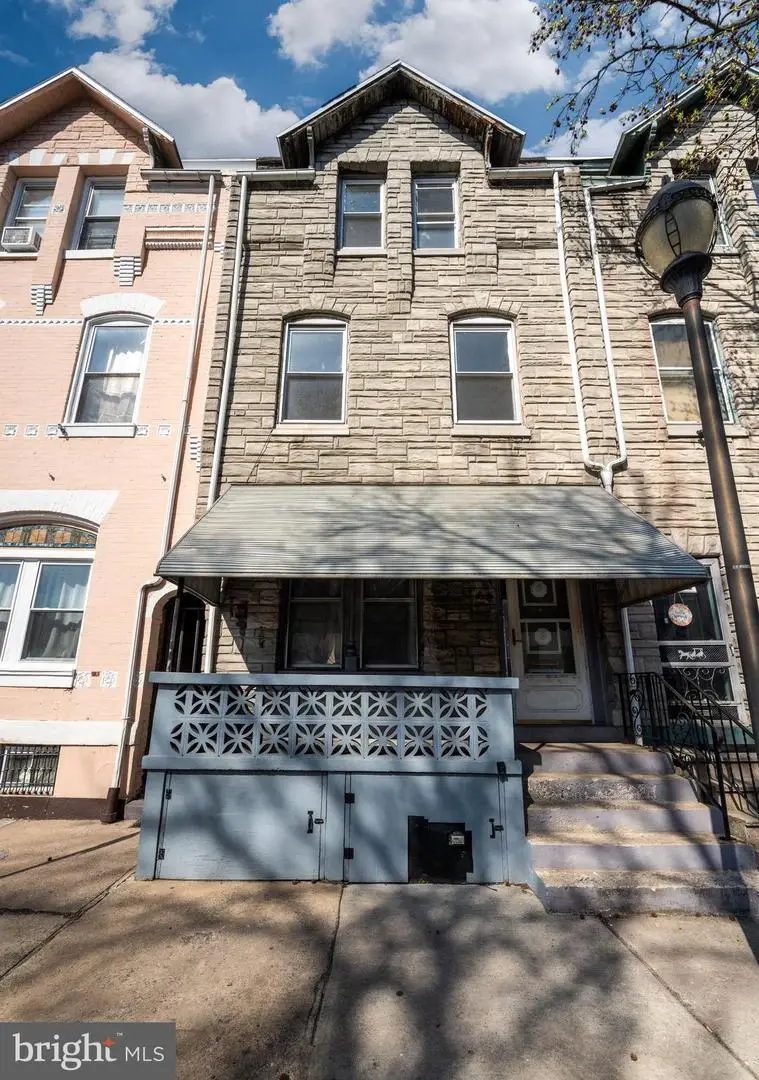 348 S 4th St, Reading, PA 19602 - #1