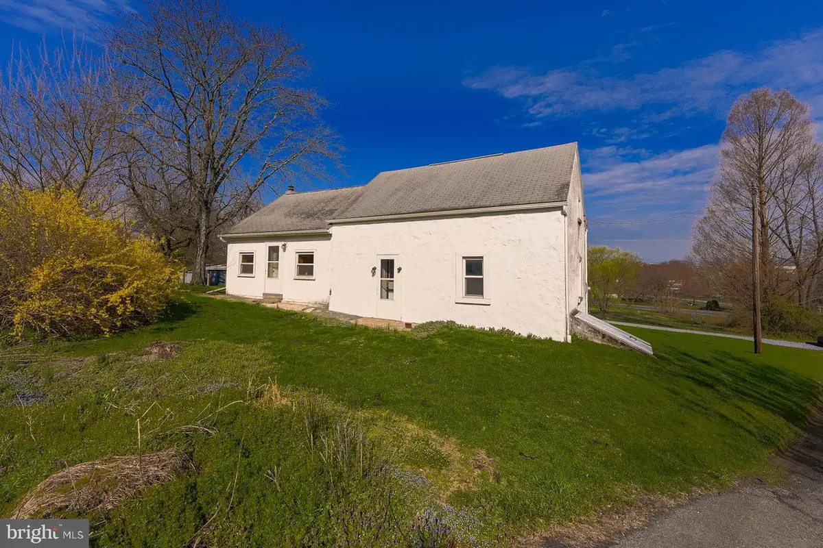 11 Witwer Ln, Fleetwood, PA 19522 - #1