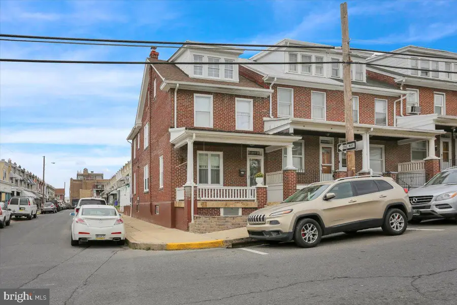 1223 Robeson St, Reading, PA 19604 - #2