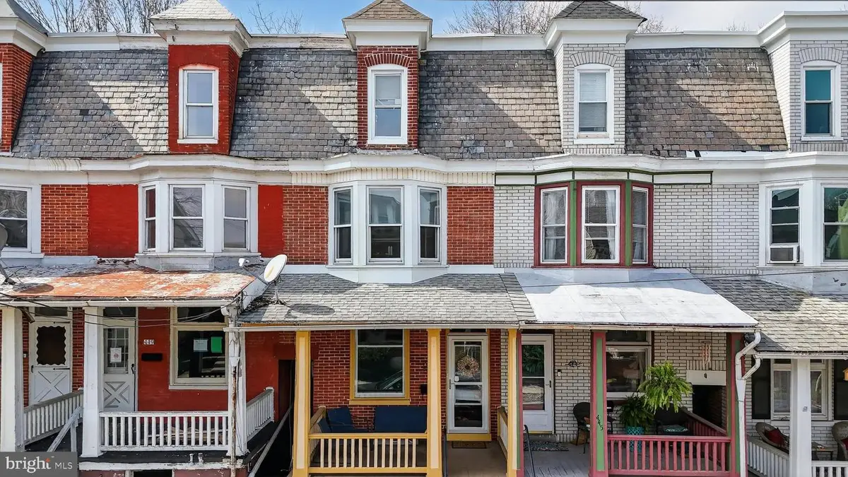 447 W Walnut St, Kutztown, PA 19530 - #1