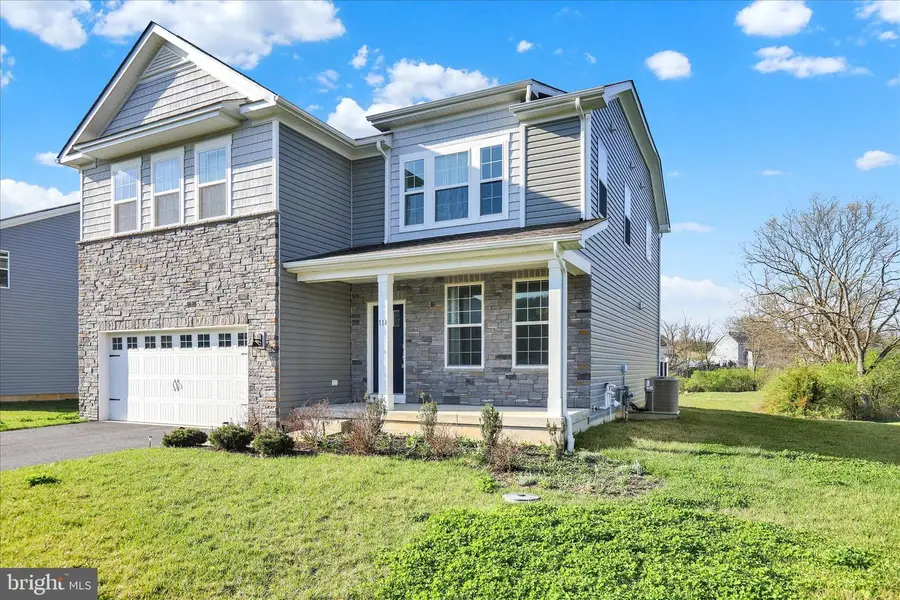 114 Teaberry Ct, Reading, PA 19608 - #3