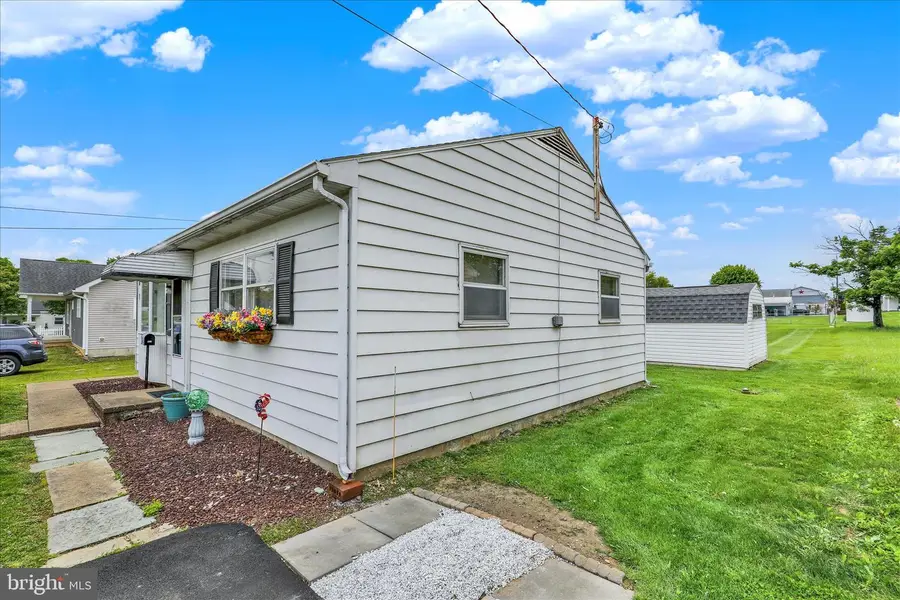 710 Chestnut St, Shoemakersville, PA 19555 - #3