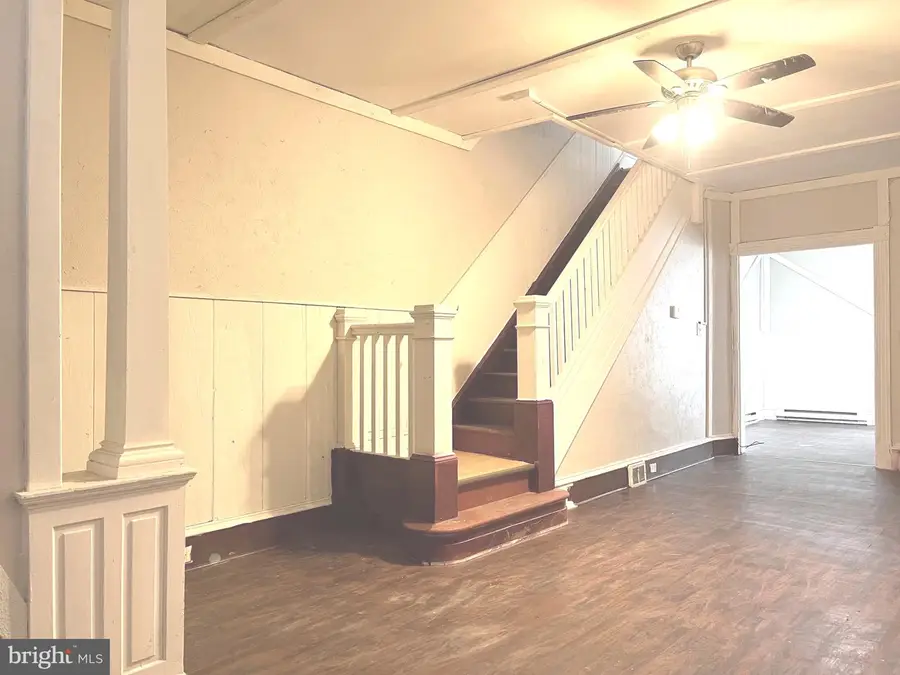 1429 Muhlenberg St, Reading, PA 19602 - #3