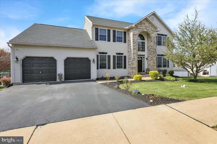 208 N Sandy Ln, Reading, PA 19608 - #3