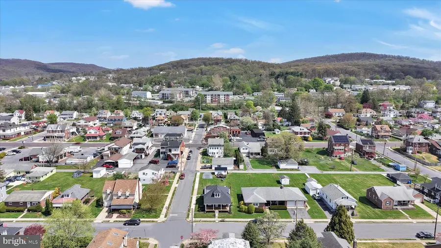 4531 8th Ave, Temple, PA 19560 - #2