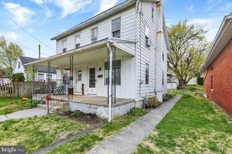 26 S Church St, Robesonia, PA 19551 - #2