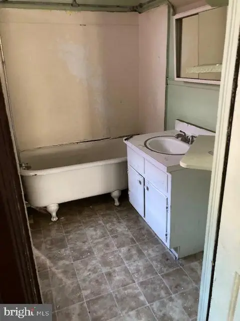 1246 Eckert Ave, Reading, PA 19602 - #3