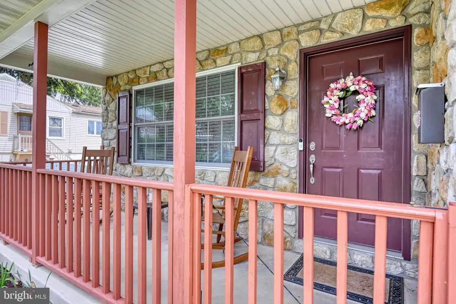 119 Norman St, Reading, PA 19609 - #2