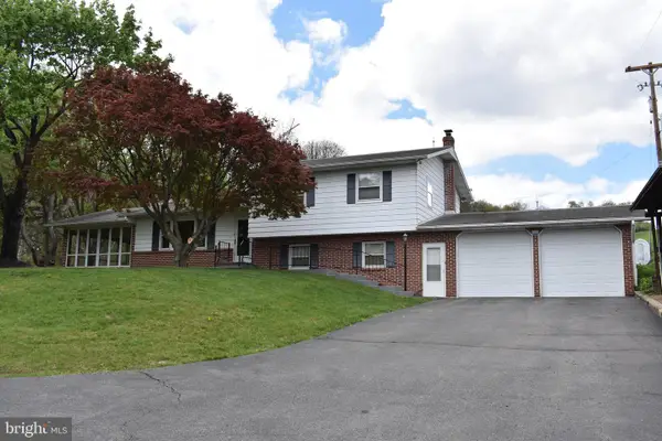 2742 Route 143, KEMPTON, PA 19529