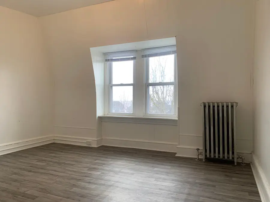 933 N 12th St, Reading, PA 19604 - #3