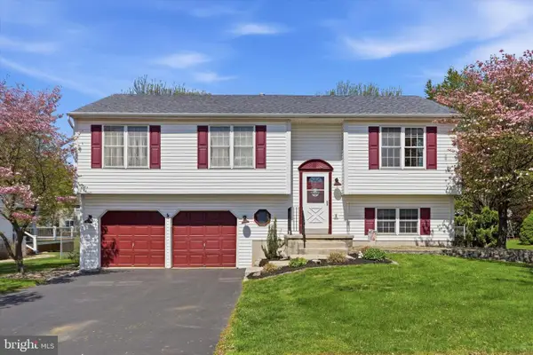 4451 Green Tree Rd, READING, PA 19606