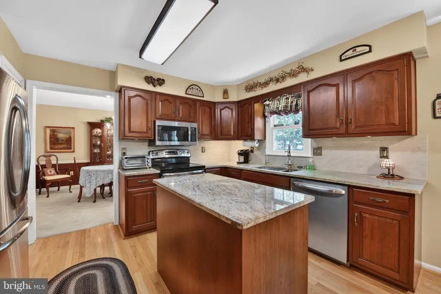 1747 Colony Dr, Wyomissing, PA 19610 - #2