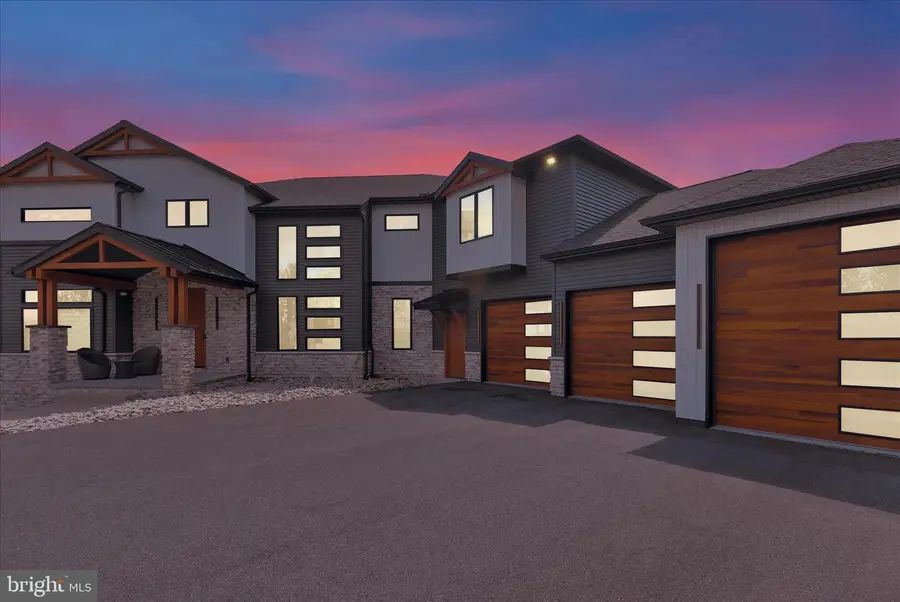 1064 Rick Rd, Reading, PA 19605 - #3