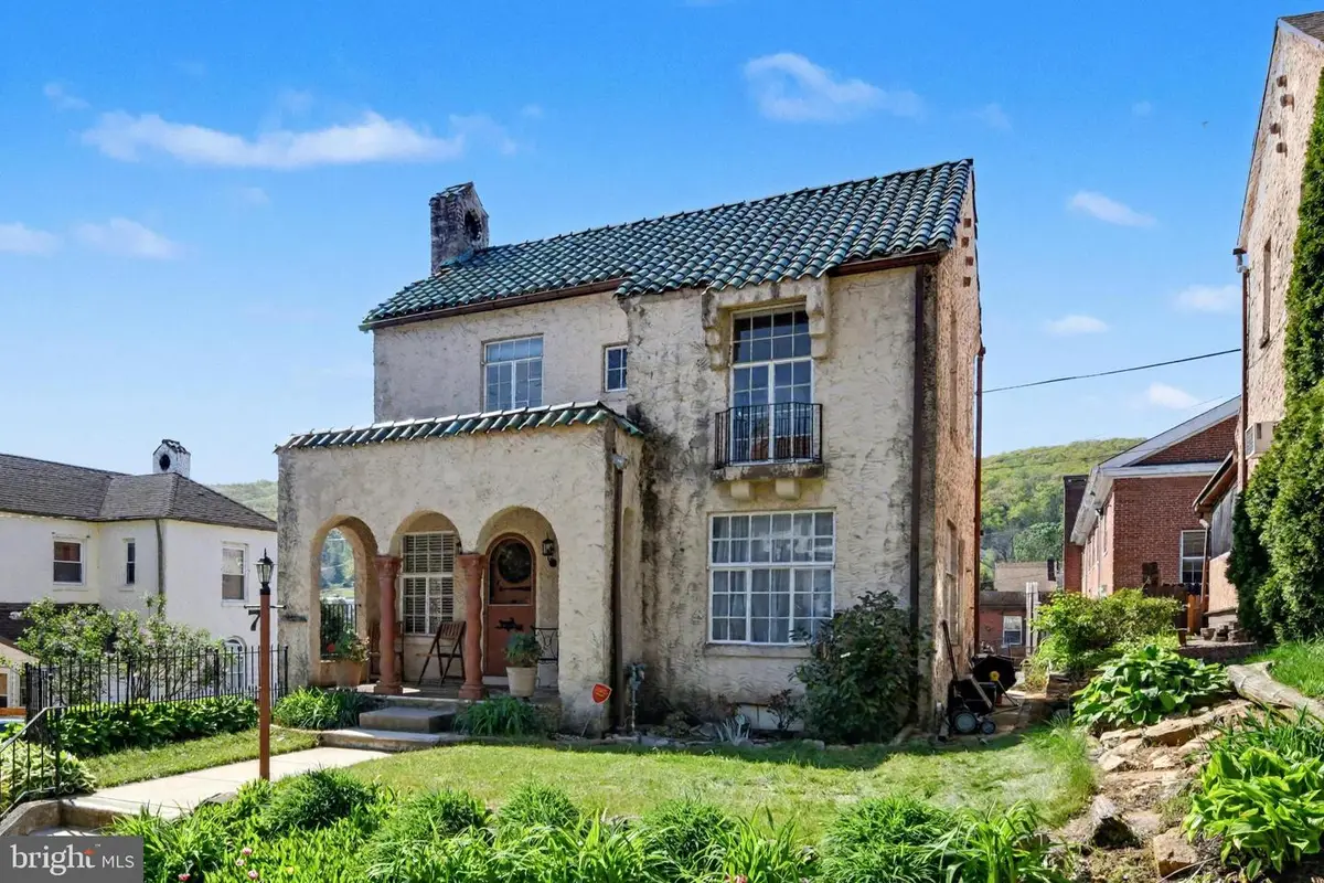 7 Earl Gables, Mount Penn, PA 19606 - #1
